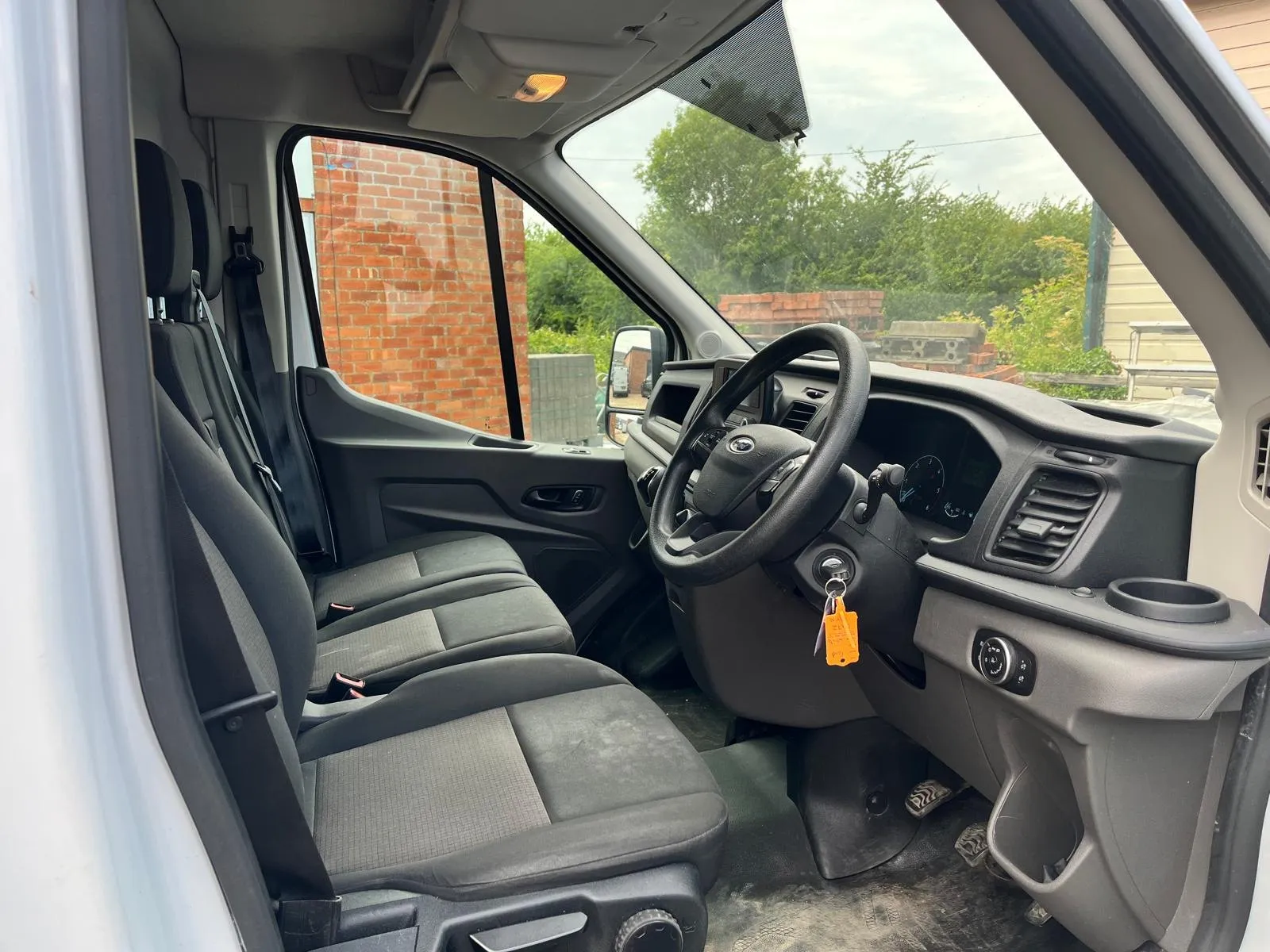 2022 Ford Transit 350 Leader — photo 3 of 4