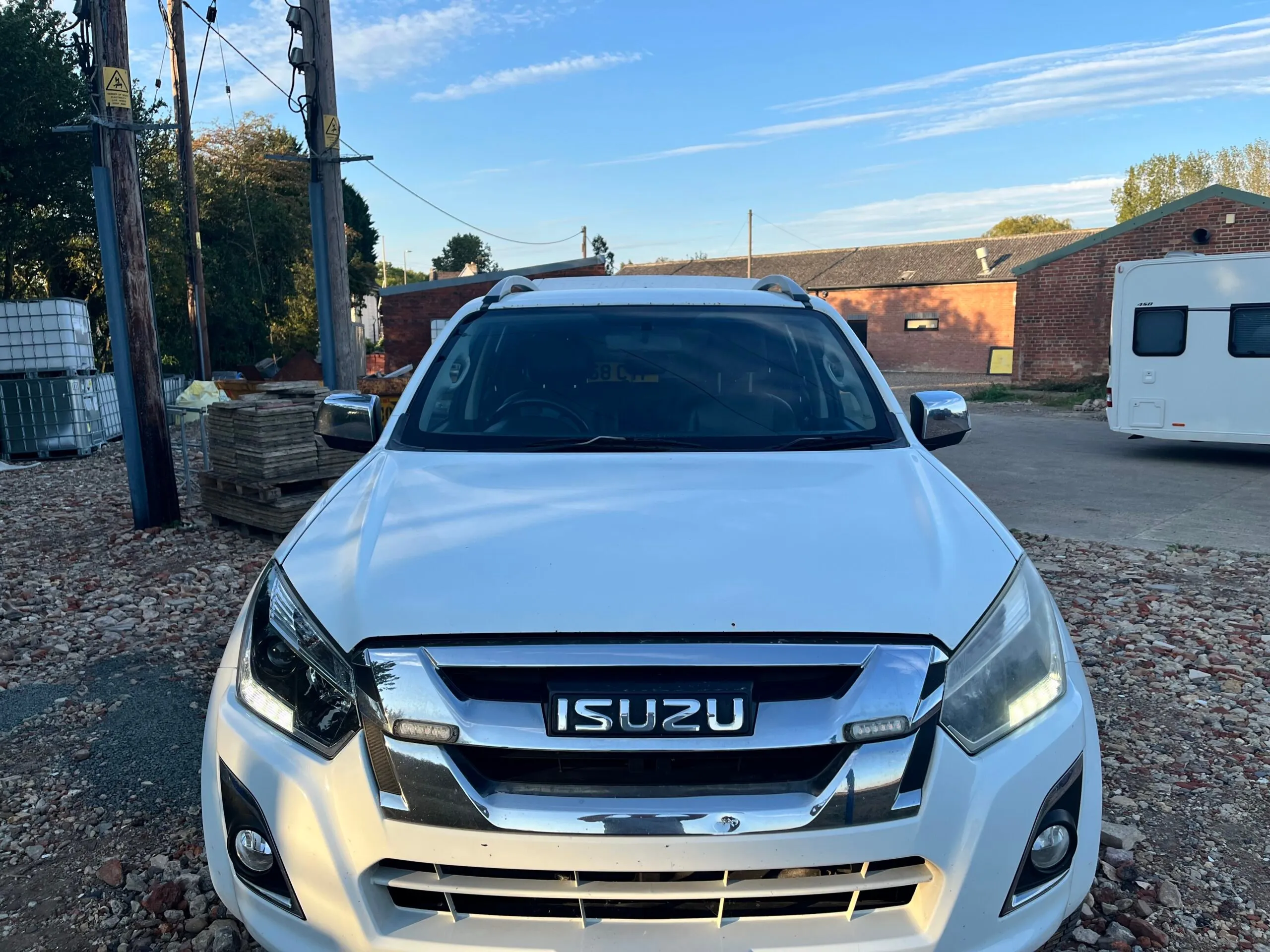 2018 Isuzu D-Max Utah 4x4 pickup for sale at Castillo