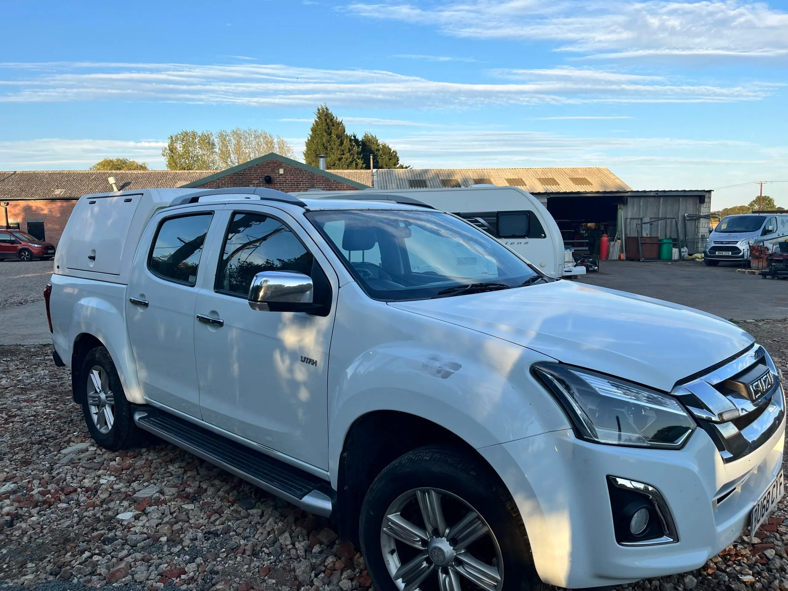 2018 Isuzu D-Max Utah 4x4 — photo 3 of 4